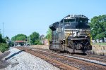 NS 1186 backs toward the Salisbury Interlocking 